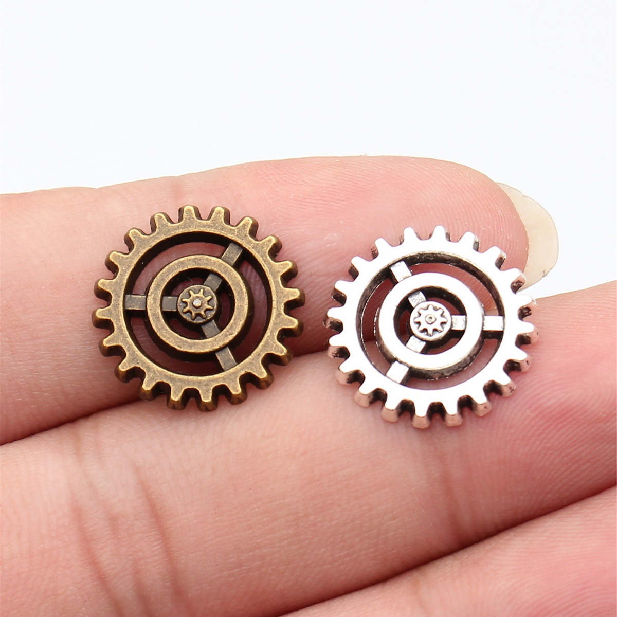 Vintage Fashion Watches - Steampunk Charms Gear Pendants Clock Vintage