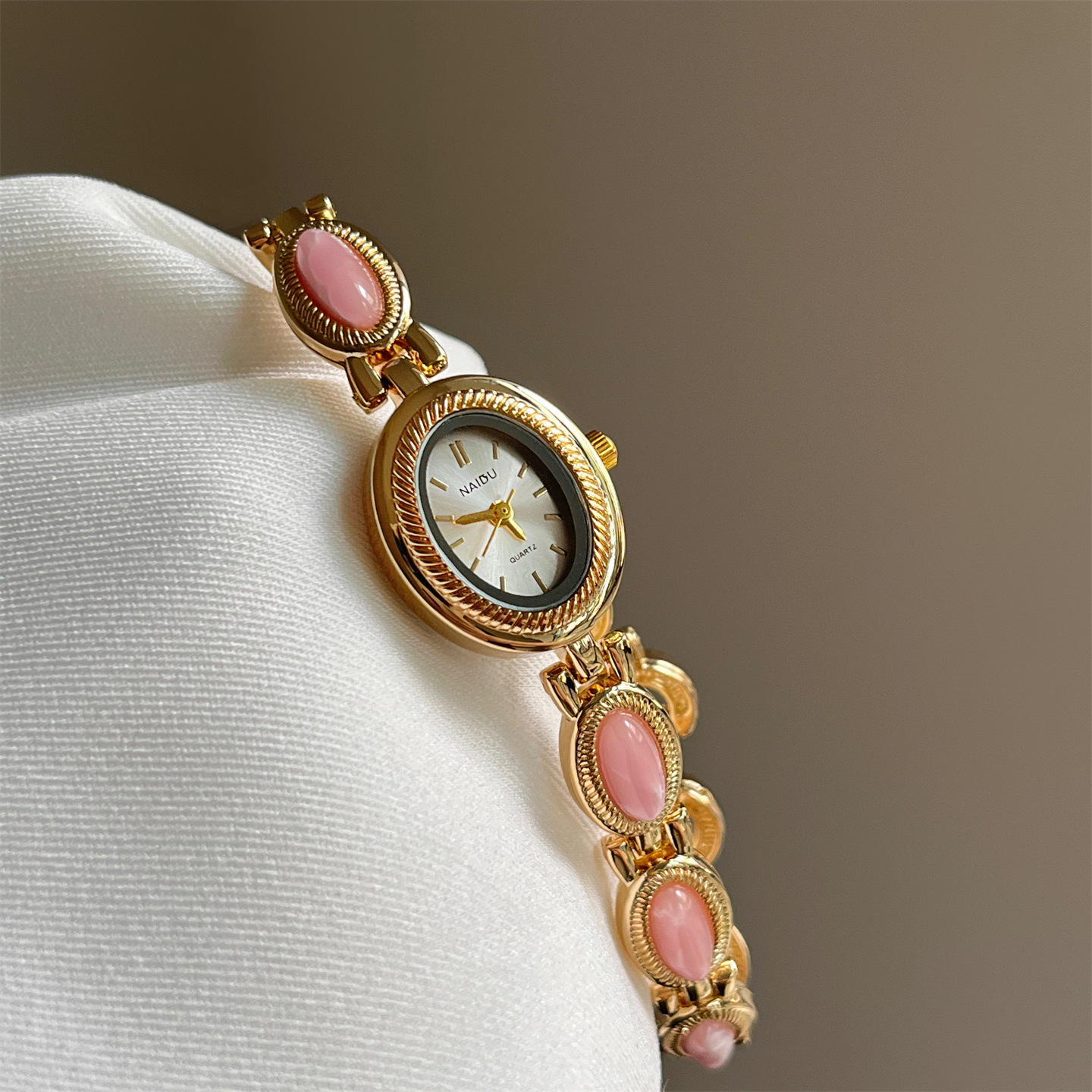 New Vintage Women's Watch with - Vintage Fashion Watches のレビューと価格