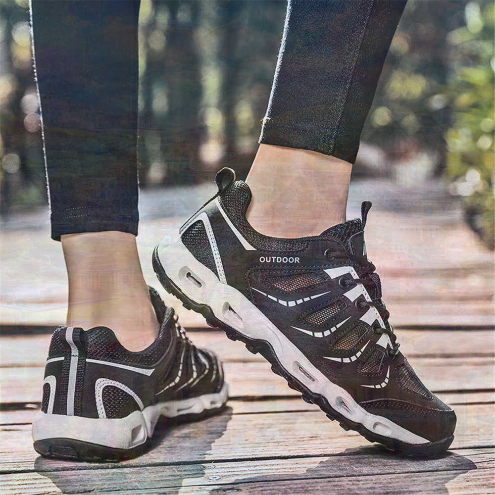 Sumer Round Tip Silver Sneaker - Vintage Fashion Uk のレビューと価格