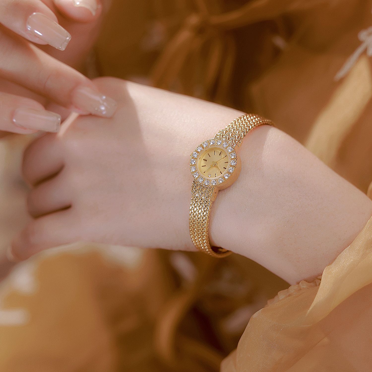 Vintage Women's Wristwatch Lux - Vintage Fashion Watches のレビューと価格
