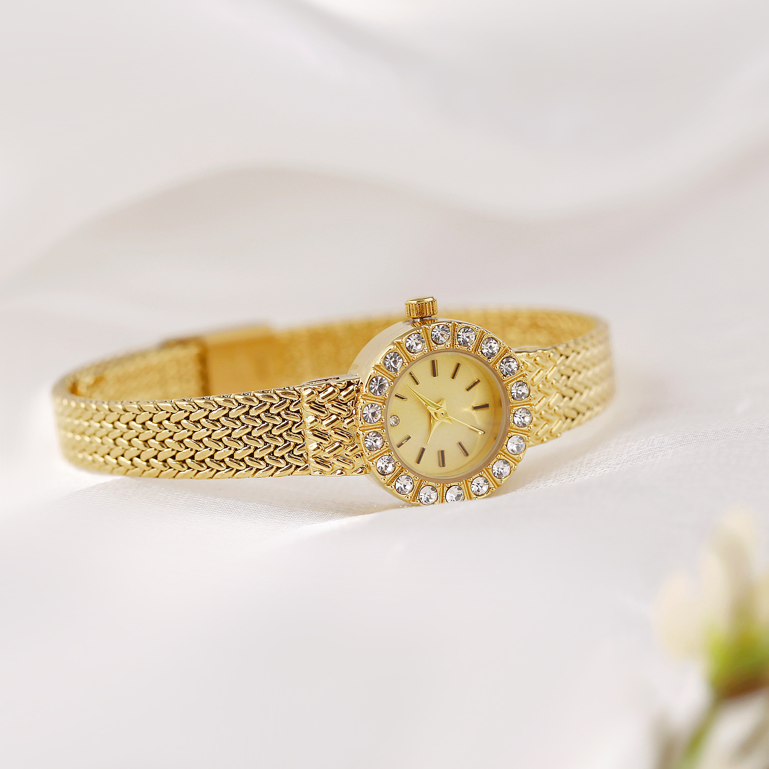 Vintage Women's Wristwatch Lux - Vintage Fashion Watches のレビューと価格