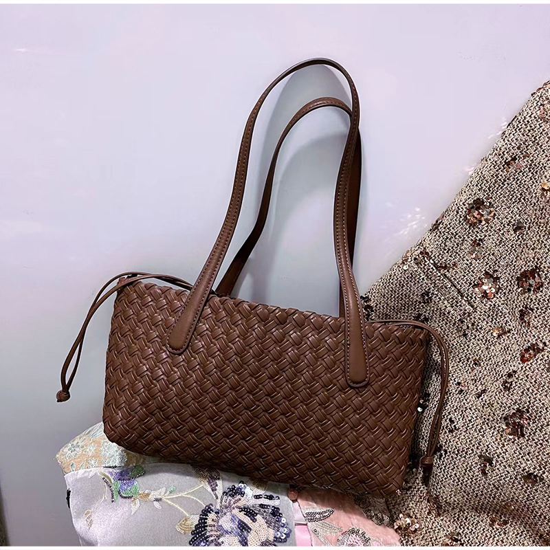 Hollow Woven Crossbody Shoulde - Vintage Fashion Market のレビューと価格